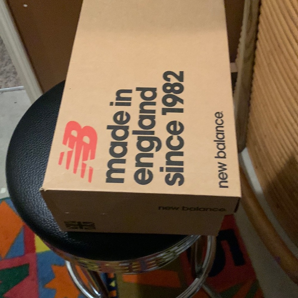 Mens new balance classic 991NTG Italian leather upper.